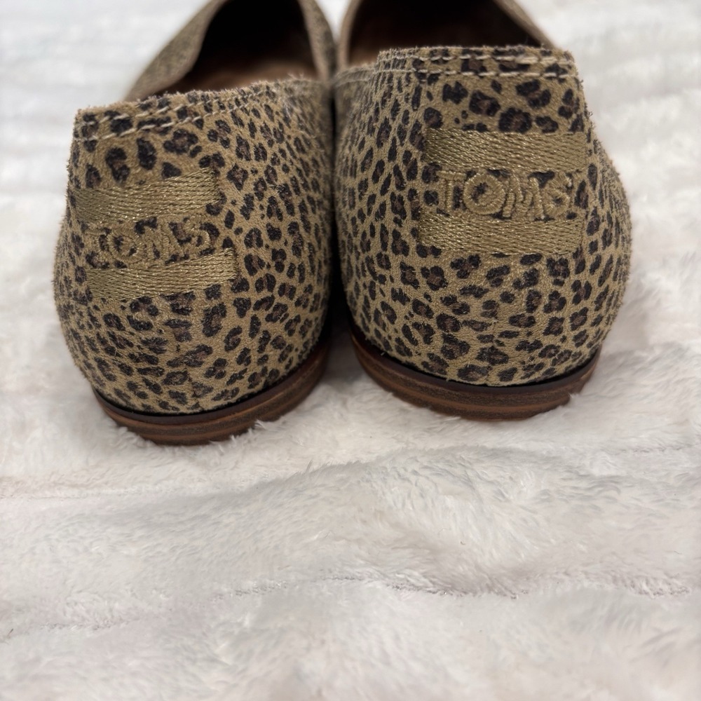 TOMS Leopard Cheetah Animal Print Slip On Flats Shoes Womens Size 9 - Picture 4 of 7